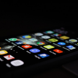 Opasni trojanac Rafel RAT inficira i zaključava starije Android telefone